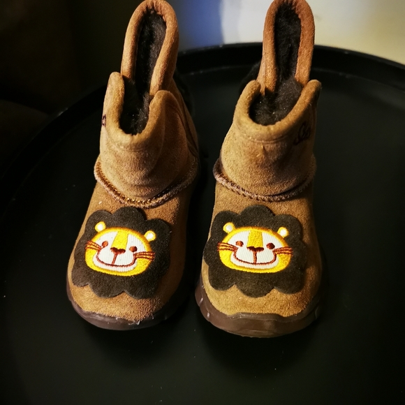 2/40New Skechers  baby fleece inner boots - Picture 3 of 10